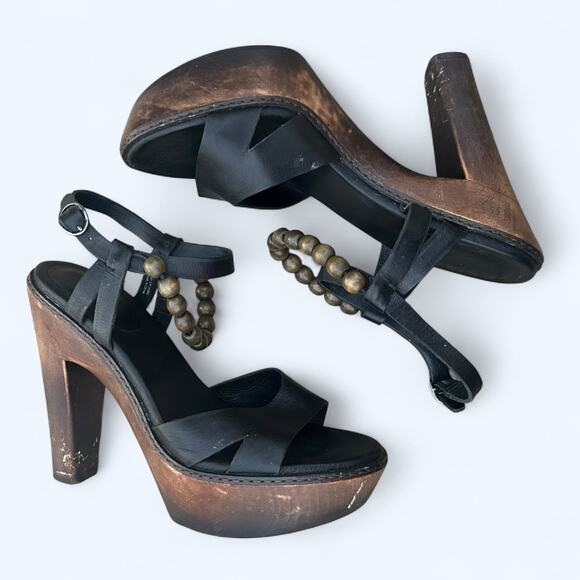 Ugg Naima Wood Platform Heel Sandals Women's size 7  Black Beaded Boho Retro - Picture 1 of 13